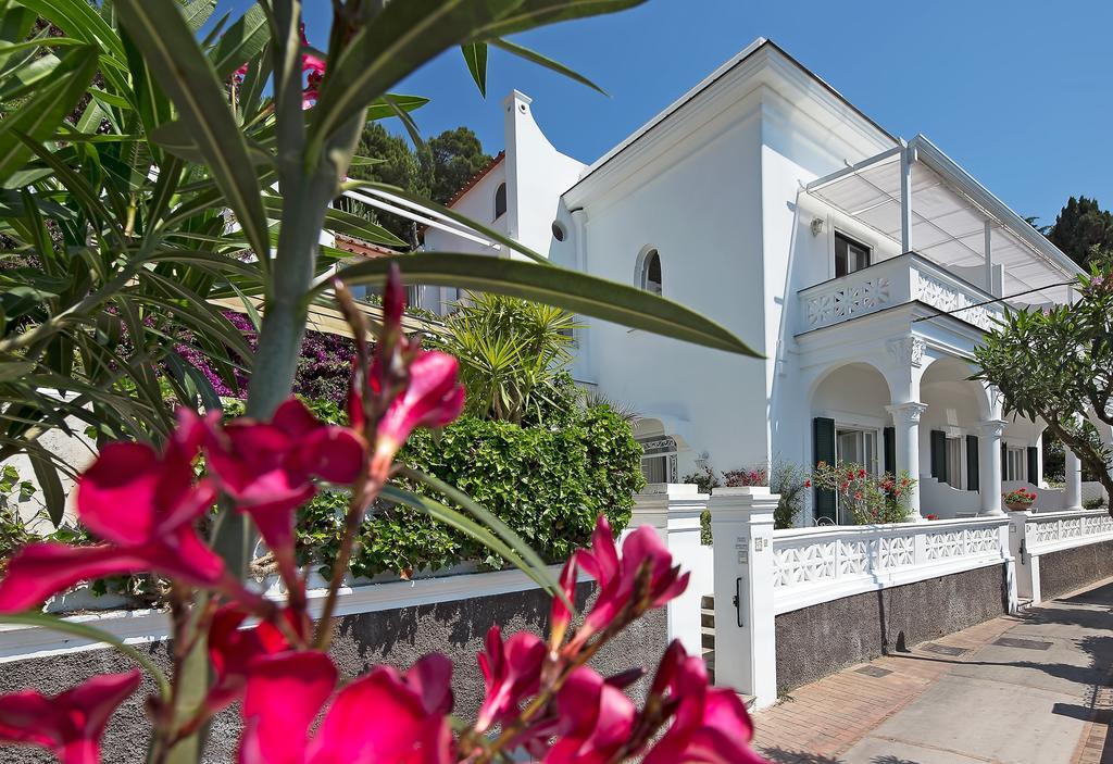 Villa Mariuccia カプリ エクステリア 写真